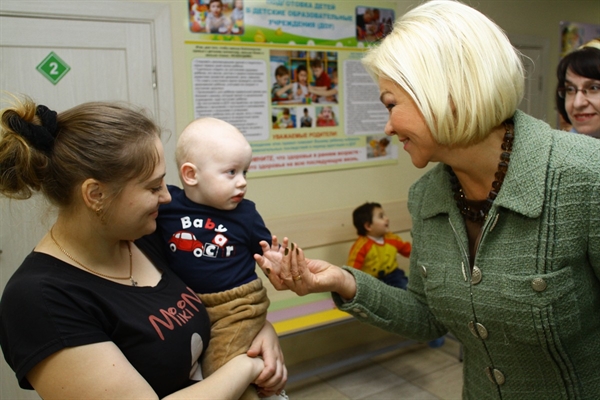 Замминистра здравоохранения РФ посетила три медучреждения в Ульяновске (фоторепортаж)