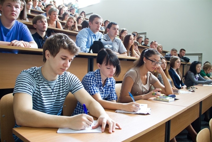 Поможет ли молодёжи «советская школа»?