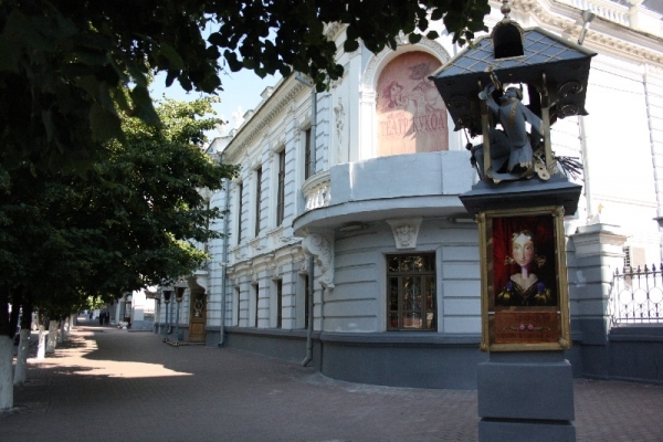 Ульяновский театр кукол пригласили в Москву