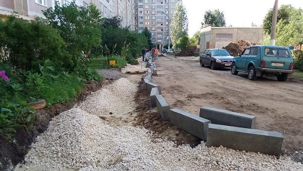 Активисты ОНФ недовольны ремонтом ульяновских дворов