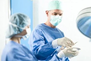 Ульяновские врачи провели уникальную операцию и спасли девочку