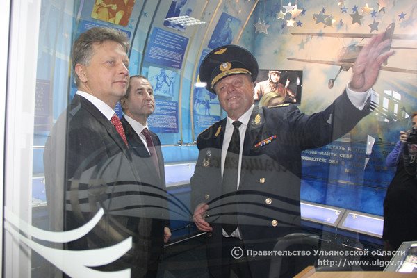 Министр транспорта РФ наградил преподавателей ульяновского авиаинститута