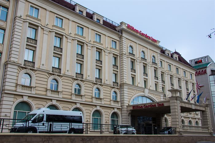Срочно эвакуируют отель, в котором поселилась Елена Летучая