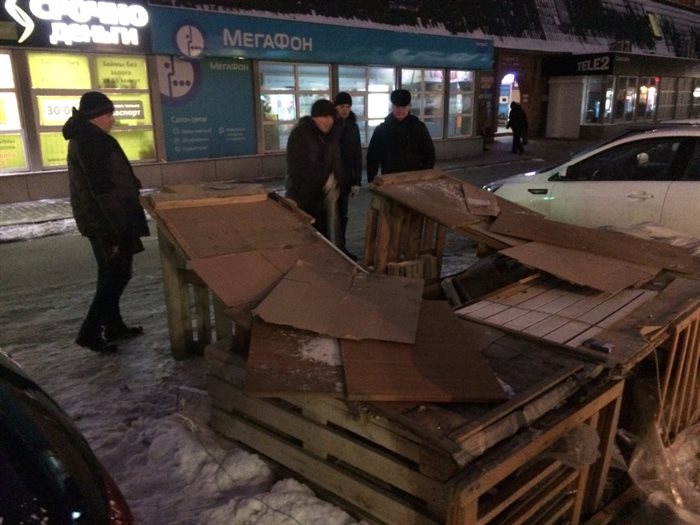 В Ульяновске продолжают демонтировать незаконные прилавки