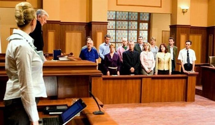 Присяжный заседатель: миссия почетная в зале суда