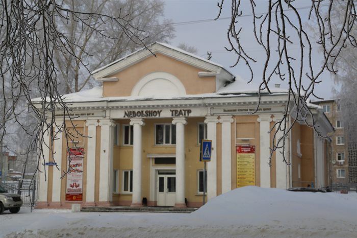 В Ульяновске продолжат работу по обновлению театра юного зрителя