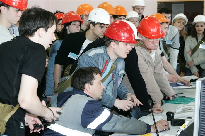 Ульяновским школьникам и студентам помогают выбрать будущую профессию наглядно