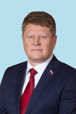 Губернатор предложил руководителю соцблока ульяновского парламента Игорю Тихонову стать 