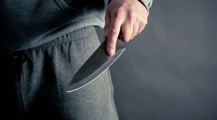 Ульяновец на улице ударил незнакомца ножом