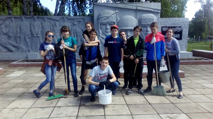 Время работать! Ульяновские школьники устроили трудовое лето