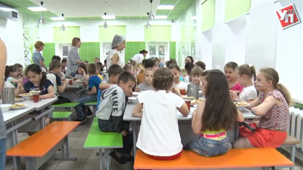 Родители проверяют, как кормят детей в пришкольных лагерях Ульяновска