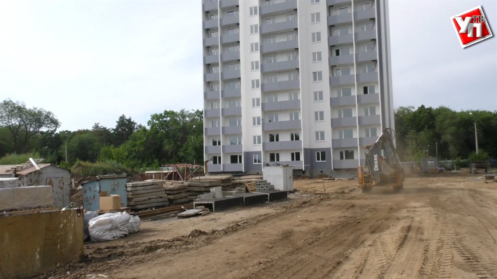 Строительный бизнес под крылом правительства. Как в Ульяновской области исполняют указ президента