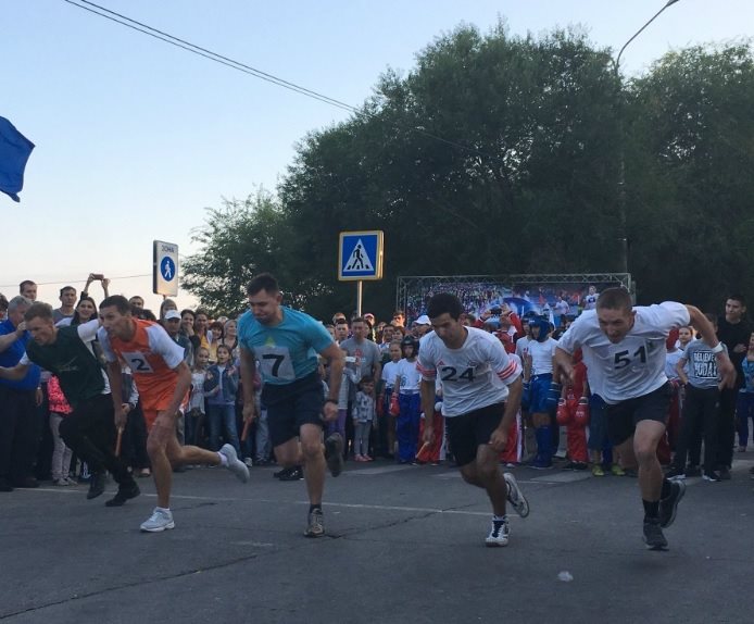 В народной легкоатлетической эстафете в Ульяновске поучаствовали 240 человек