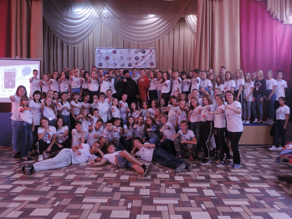 Более 145 образовательных учреждений региона участвуют в «Российском движении школьников»