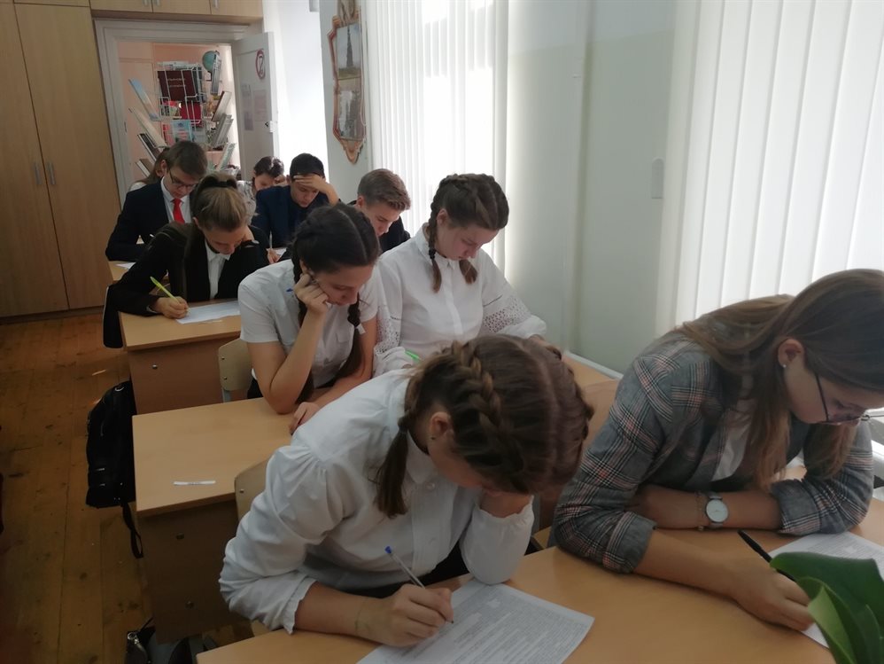 Ульяновские школьники впервые написали краеведческий диктант