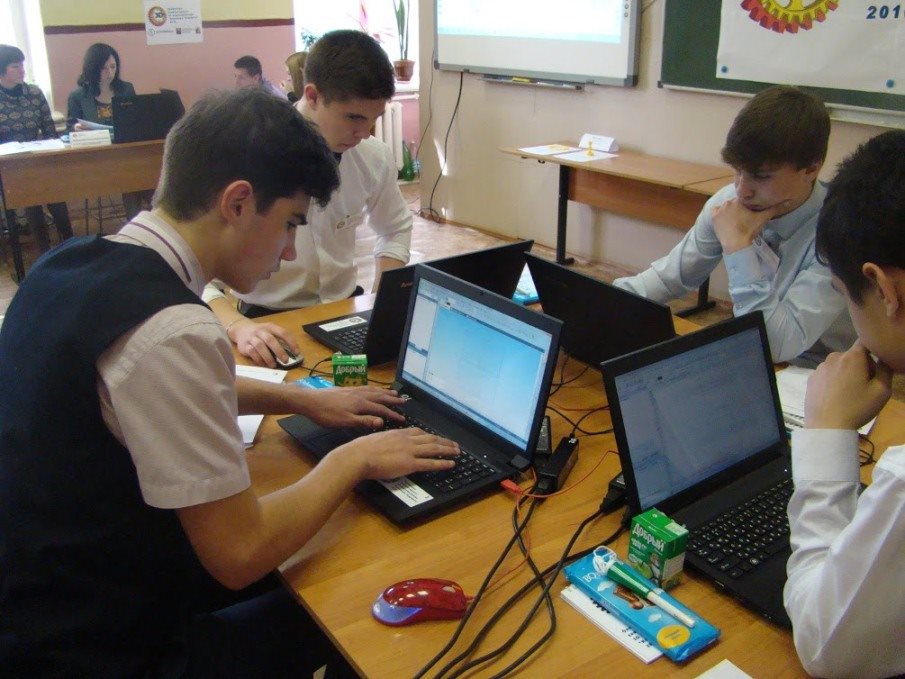 Для школьников Ульяновска организовано дополнительное обучение по IT-направлению