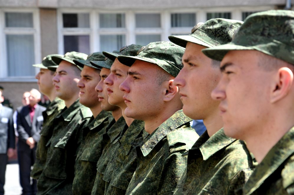 434 ульяновца отправятся на службу в Вооружённые силы страны