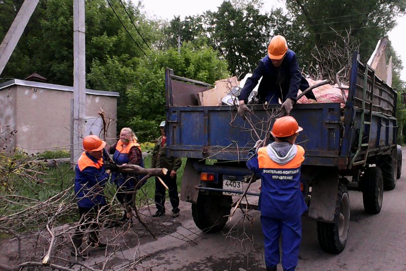 В Ульяновске убираются порядка 7,5 тысячи человек