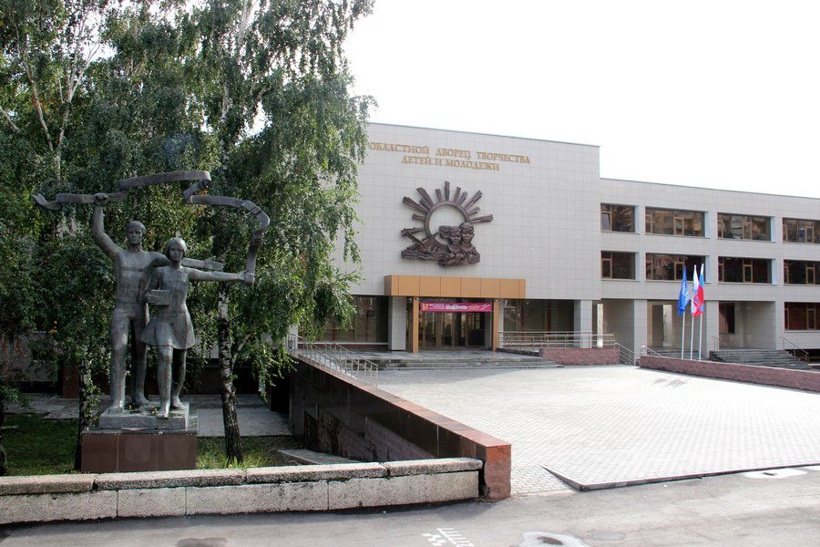 Дворец творчества детей и молодежи в Ульяновске