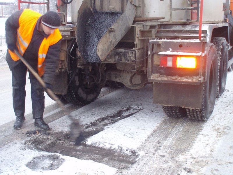В Ульяновске продолжают ремонтировать дороги