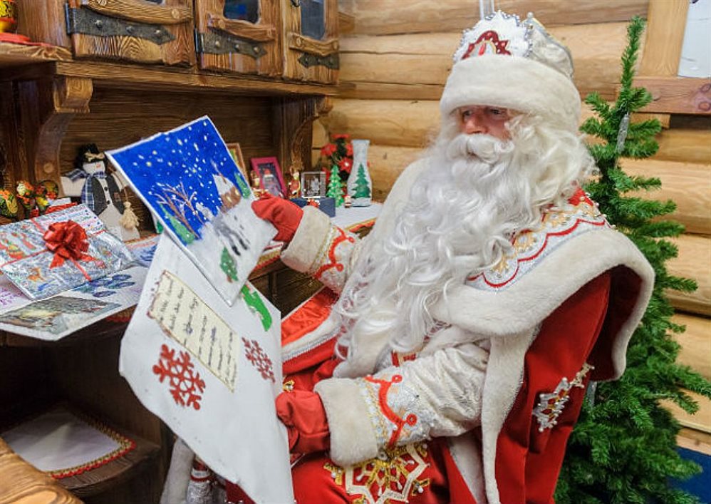 Время писать письма. Дед Мороз ждет заказы на подарки от ульяновских детей