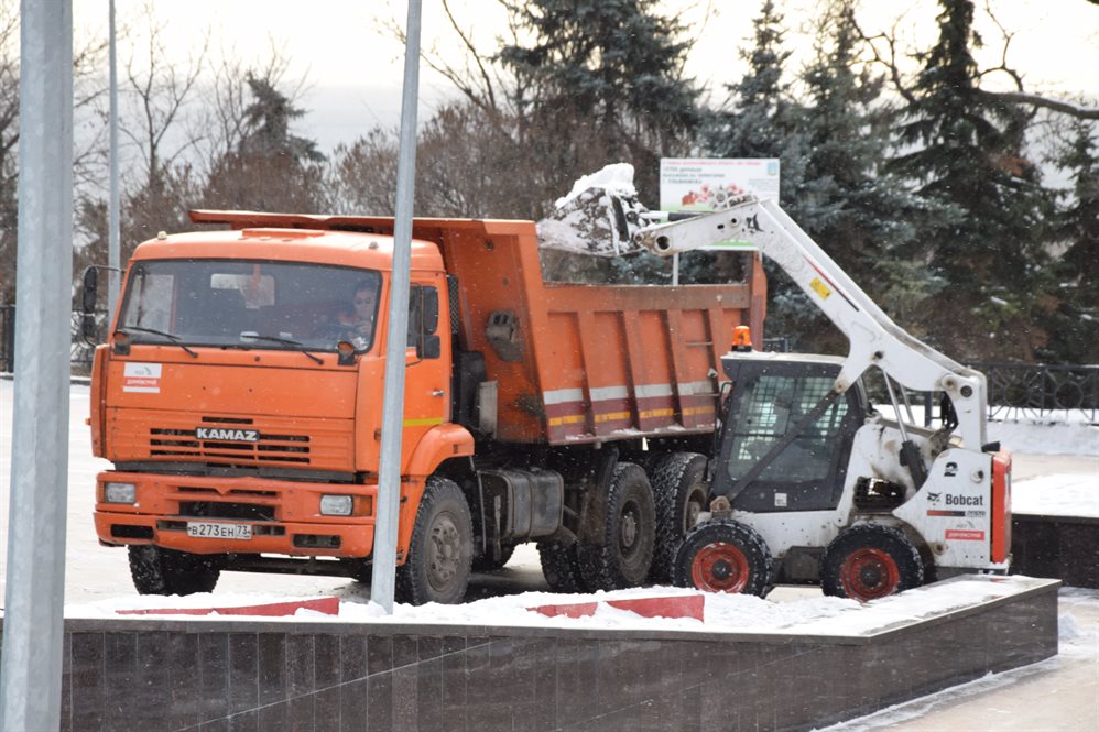 46 спецмашин работают на дорогах Ульяновска