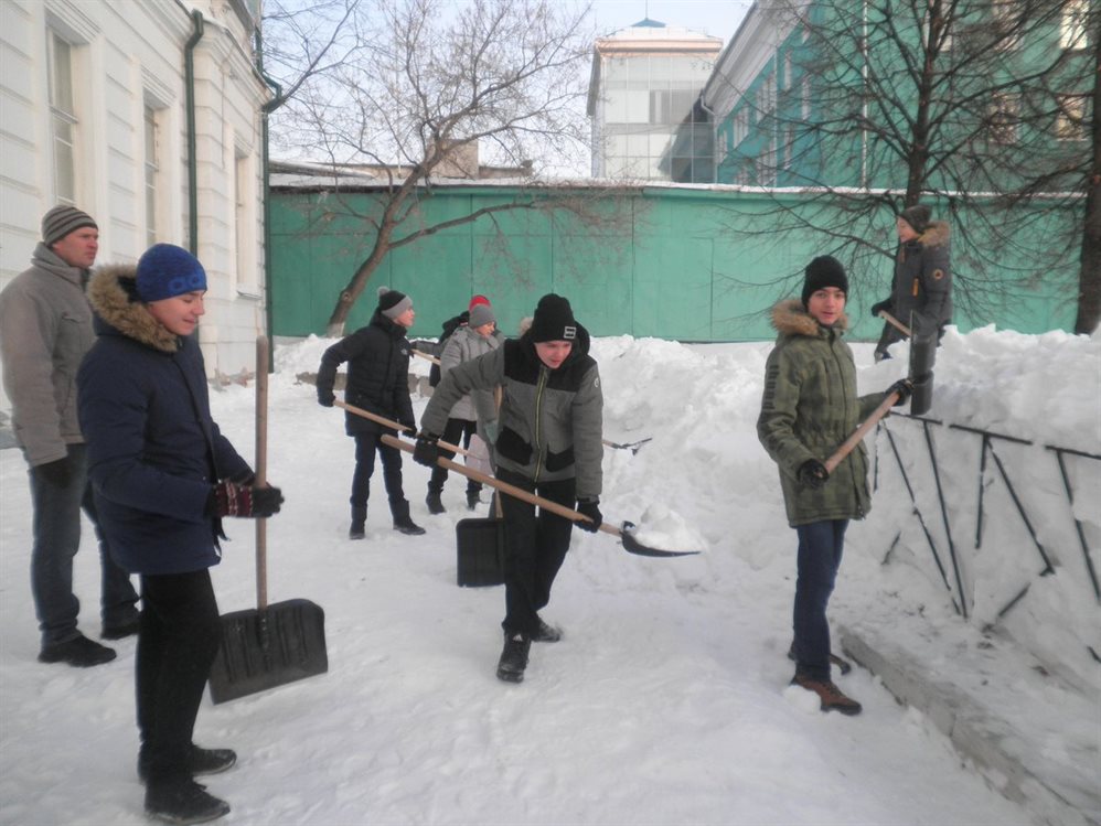 600 кубов мусора и снега вывезли с улиц Ульяновска в пятницу