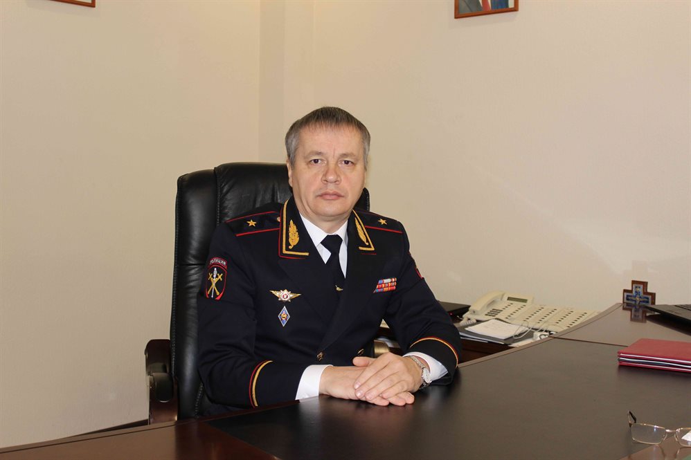 Начальник УМВД России по Ульяновской области Андрей Мишагин поздравил мужчин с Днем защитника Отечества