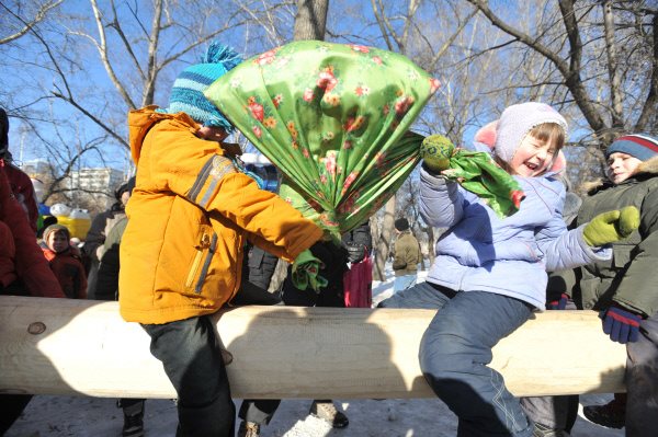 «Молодецкая площадь» откроется в Ульяновске, в Сенгилее испекут метровые блины