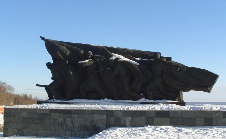 Ко Дню Победы в Ульяновске отремонтируют 24 памятника