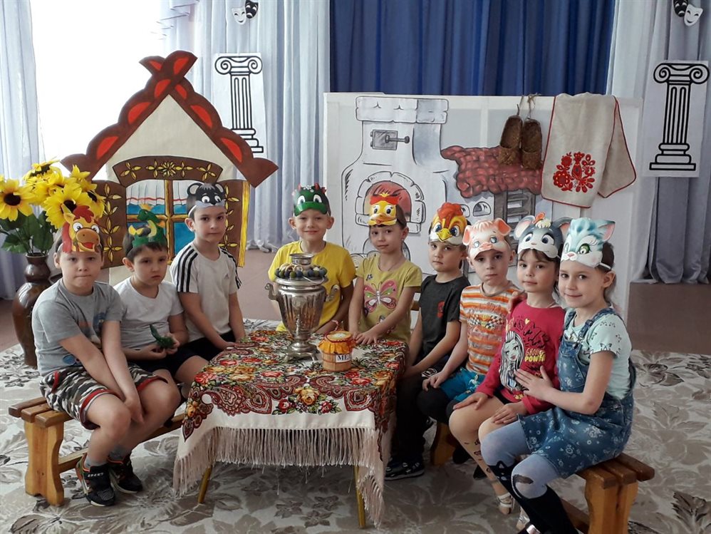 Ульяновские дошколята устроили театр в детском саду