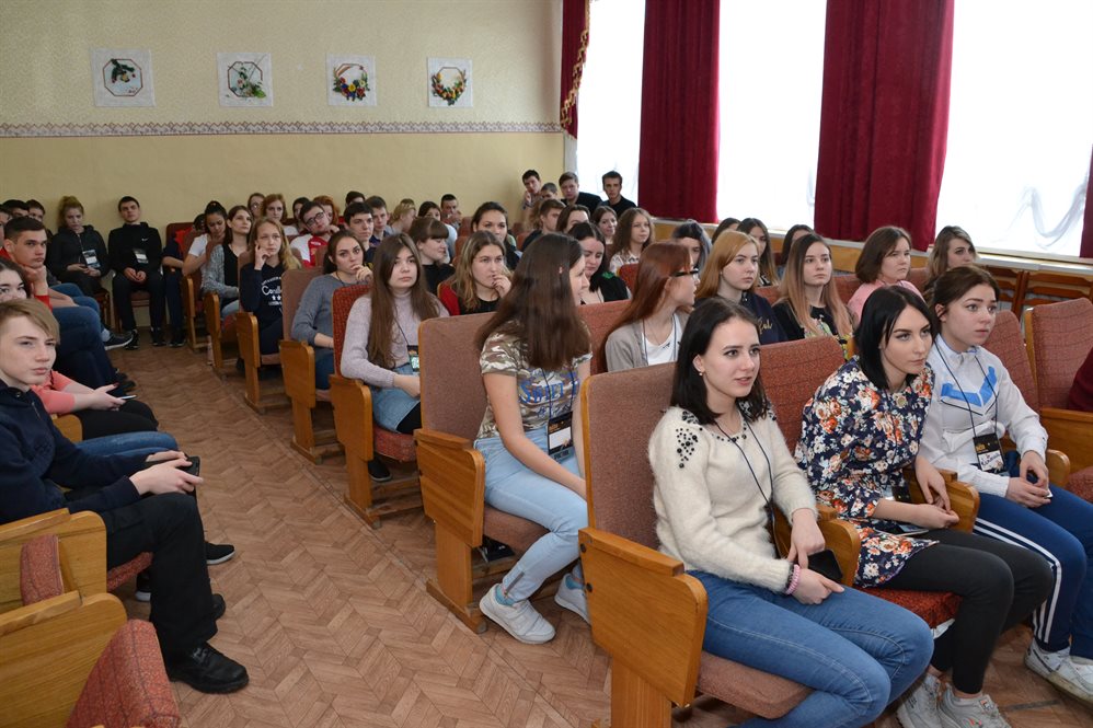 Ульяновские студенты-активисты собрались в «Алых парусах»