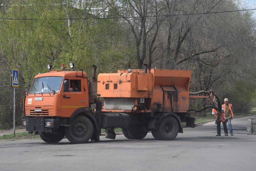 Дороги пригородной зоны ремонтируют в Ульяновске
