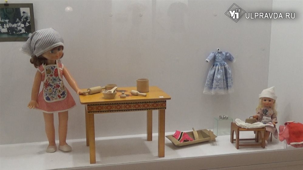 В Ульяновском краеведческом музее выставили уникальную коллекцию вятских игрушек