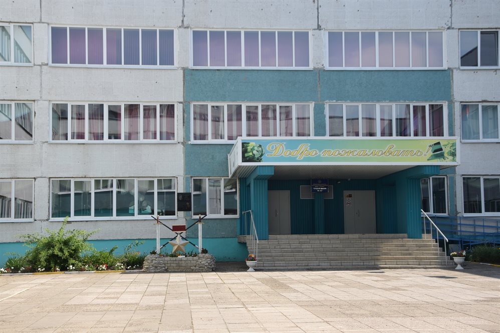 В ульяновских школах меняют окна и ремонтируют туалеты