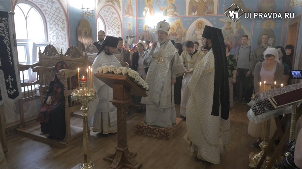 Митрополит Анастасий освятил новый храм Спасского женского монастыря