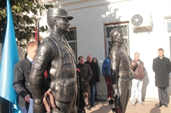 В Ульяновске открыли второй памятник курсантам-связистам