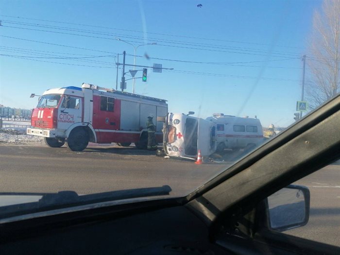 Три сотрудника скорой помощи пострадали в ДТП в Заволжье