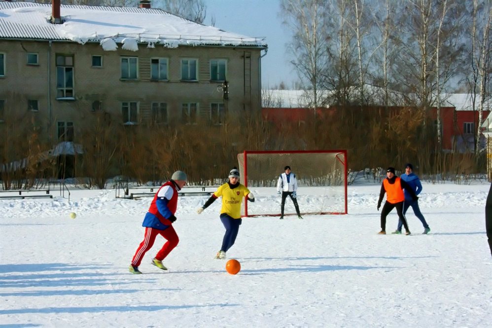 Развязка – в последнем туре. У Димитровграда - новый чемпион по зимнему мини-футболу