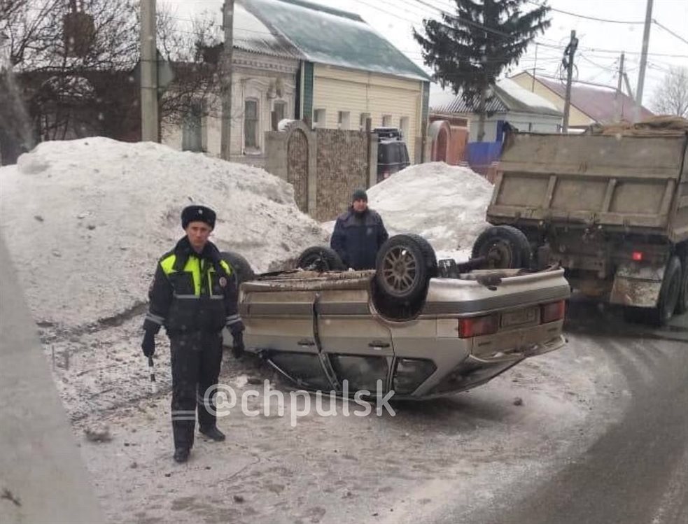 Дтп белый ключ. 2021. Дтп белый ключ. Авария в ульяновске 16. Дтп белый ключ.