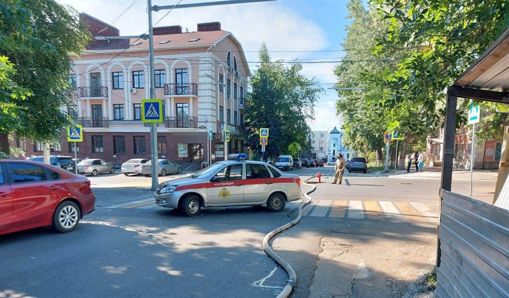 Ульяновские росгвардейцы предотвратили распространение огня возле городского музея