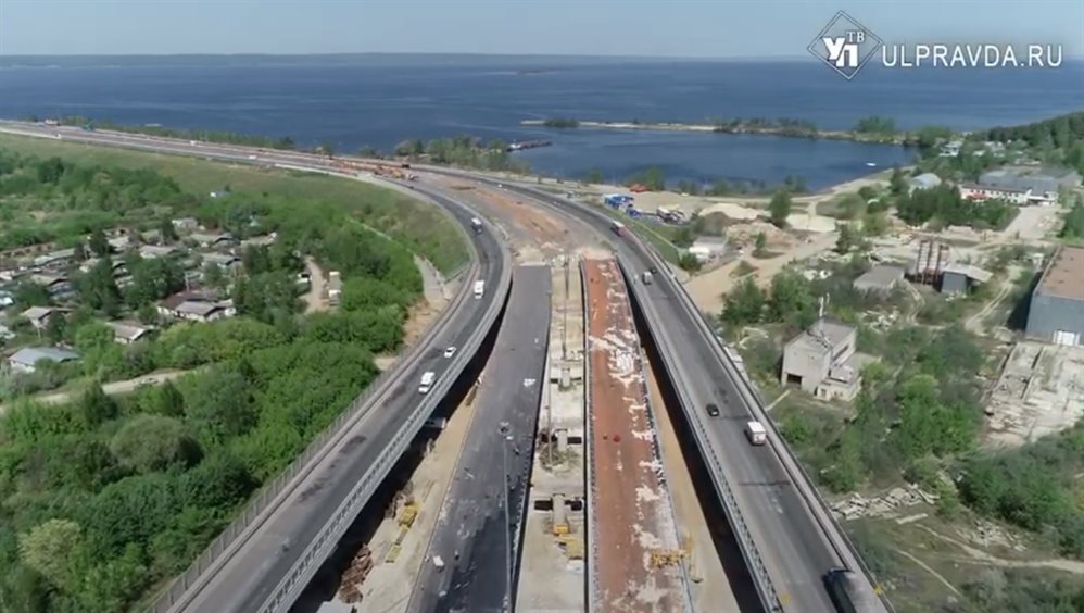 Движение по новой развязке Президентского моста откроют к осени