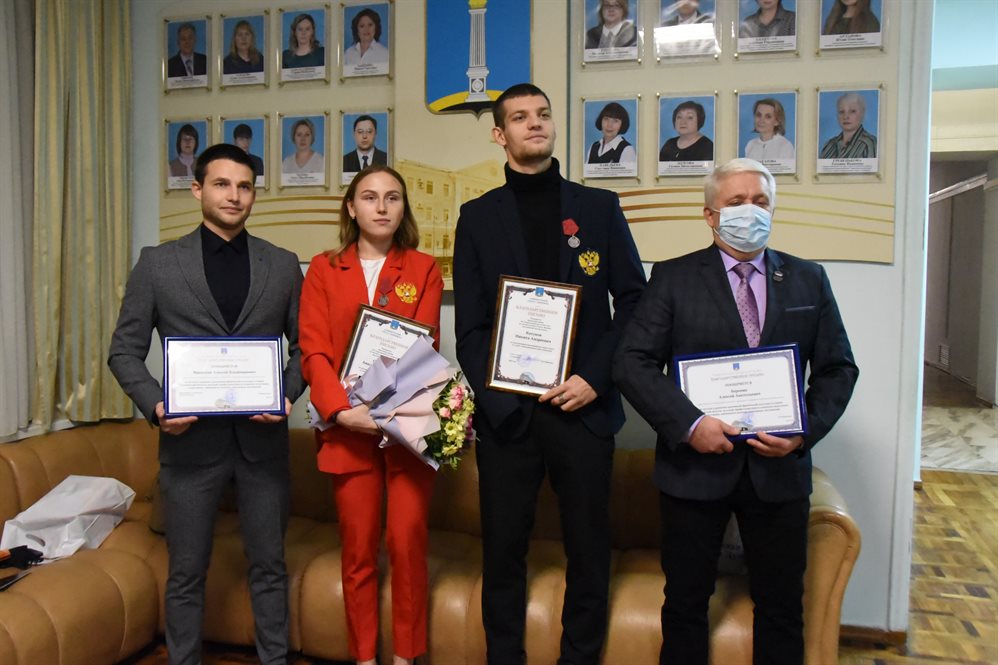 Тренеров и призёров XVI летних Паралимпийских игр наградили в Ульяновске