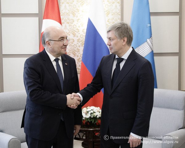 Губернатор Ульяновской области и посол Турции в России обсудили вопросы расширения сотрудничества