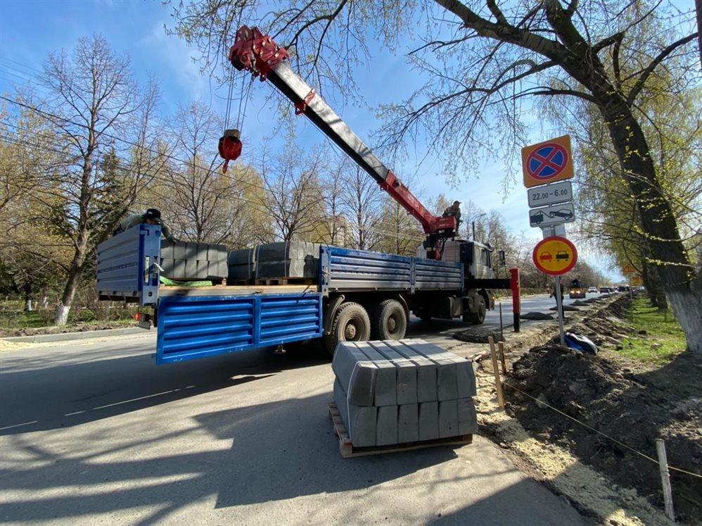 В Ульяновске ремонтируют дороги на трёх улицах