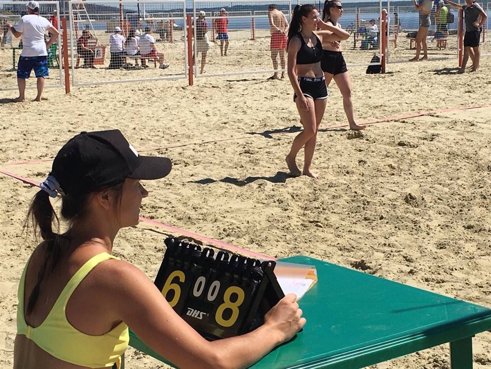 В Ульяновске стартовал Всероссийский турнир по пляжному волейболу