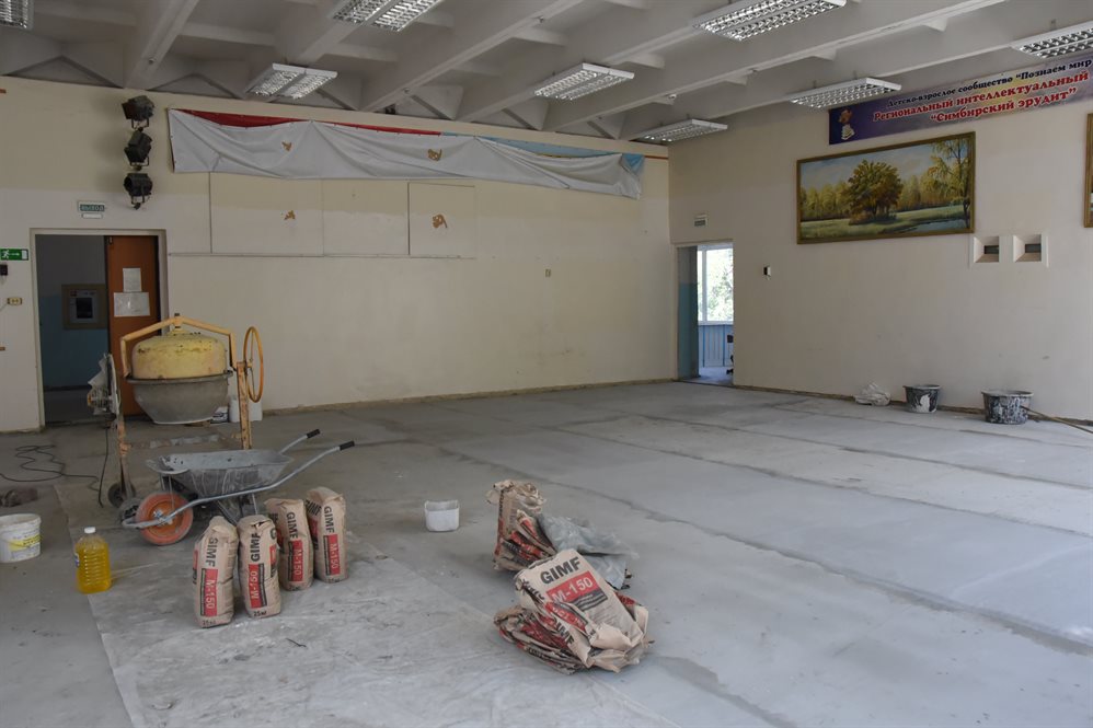 В Ульяновске начали ремонтировать школы