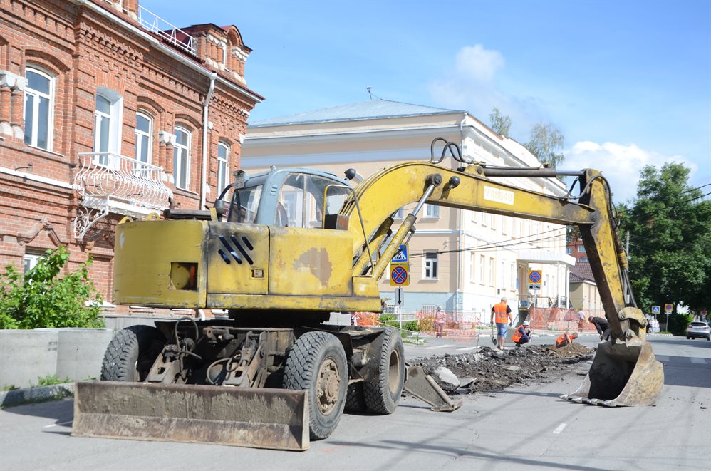 В Ульяновске на улице Федерации проложат новый асфальт