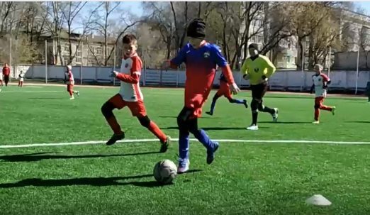 На стадион «Локомотив» не пускают детей играть в футбол