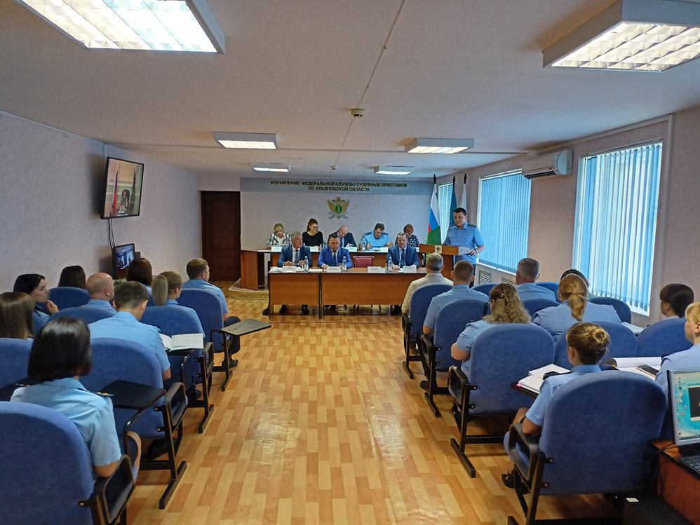 В Ульяновской области судебные приставы взыскали более миллиарда рублей